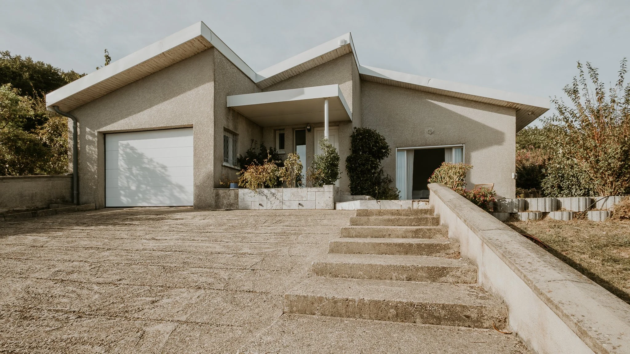 0001-photo-immobiliere-villa-ampuis-sjimmo.jpg