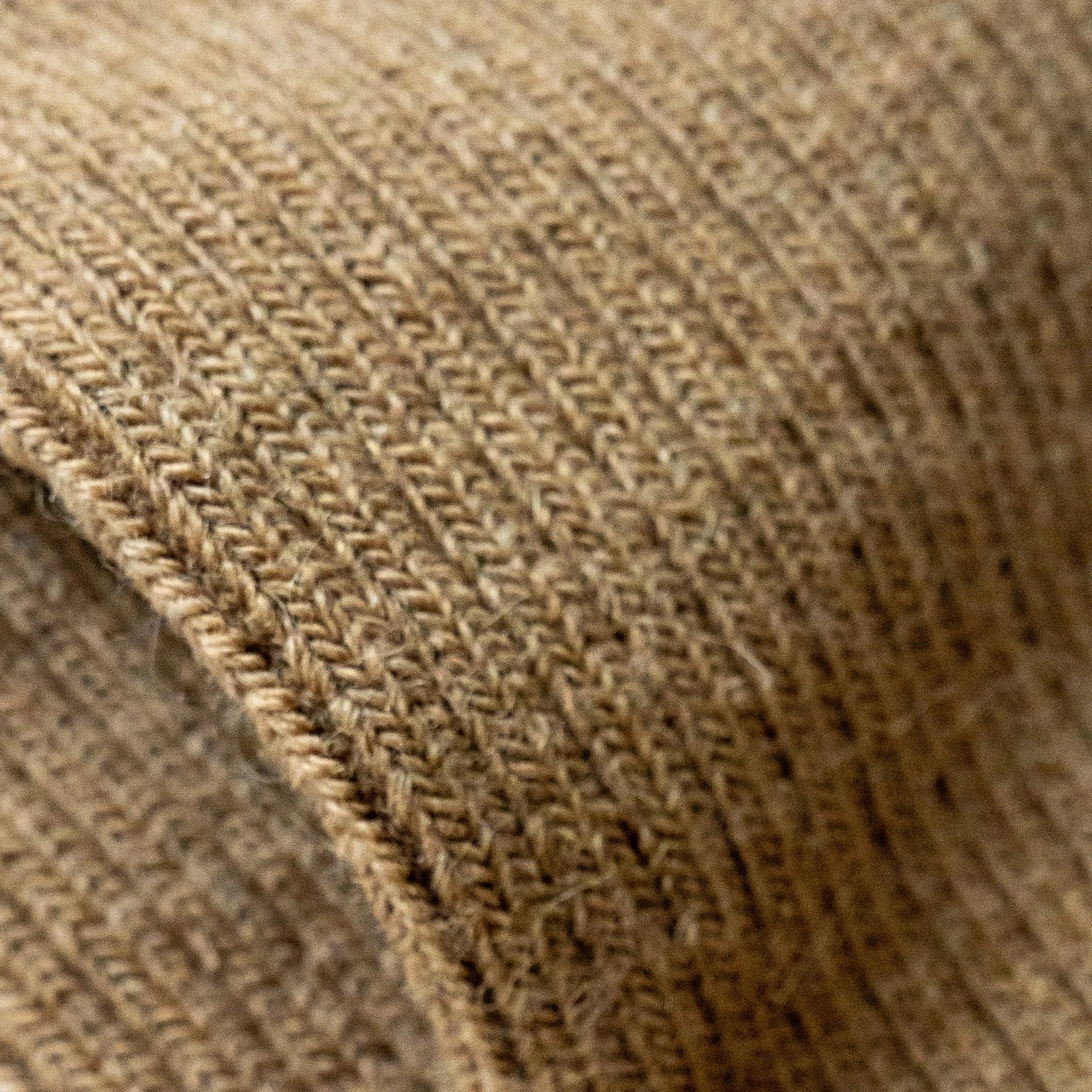 Toffee_alpaca_socsk_detail 2 .jpg