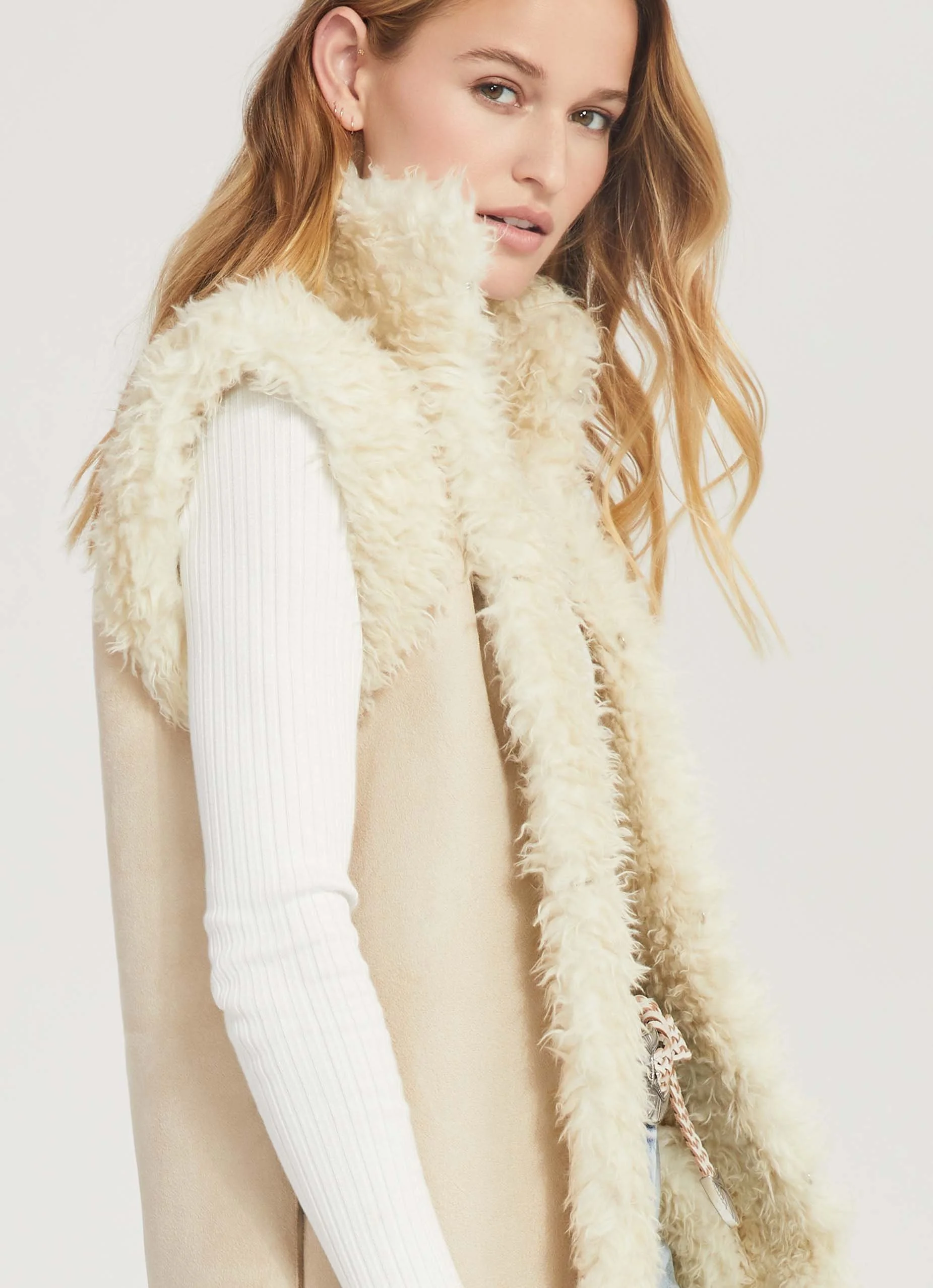 SWEJ001115_ReversibleFauxShearlingLongVest_Ivory_03.jpg