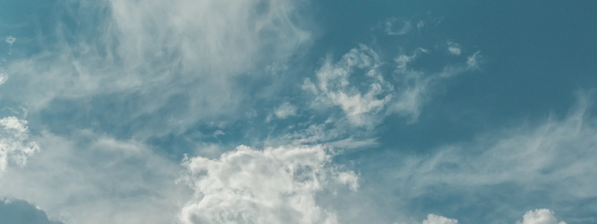 Clouds_Header_1.jpg