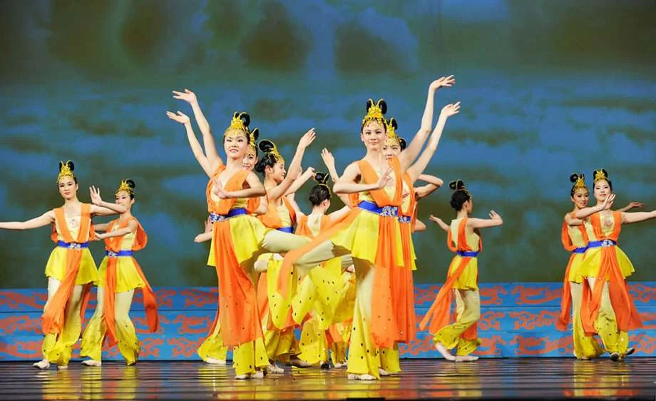 shen yun.jpg