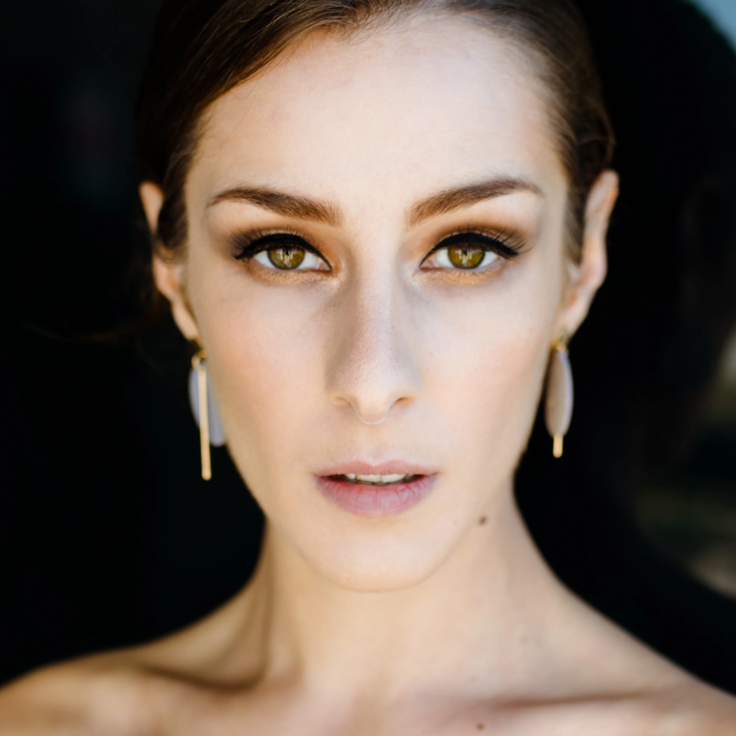 BlackwShine-CaleighMorrenImagery-SmoulderLashes-6901-02.jpg