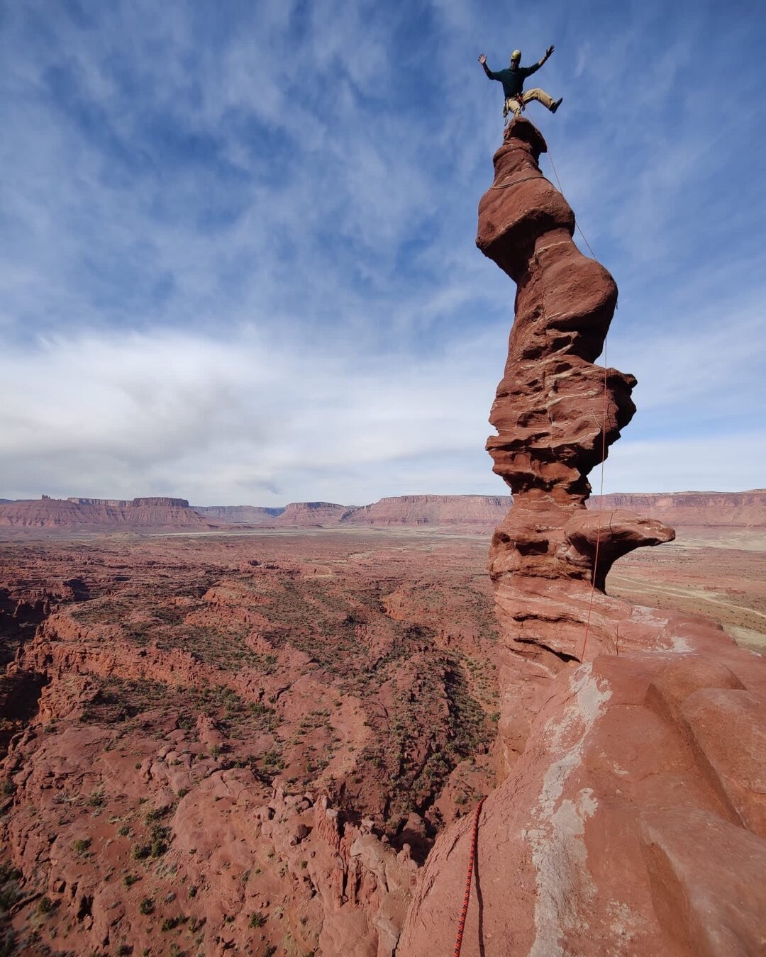 You have fun, I have fun! It&rsquo;s a win-win situation. Taking in the view on the summit of none other than Ancient Art! #moabguideservice #bestofmoab #moabrockclimbing #supportlocal #moab #springbreak2024 #rockclimbingdreams #iamthedreammaker #boo