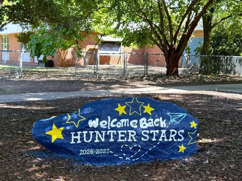 Hunter+-+08.+Welcome+Back+(1)-1.jpg