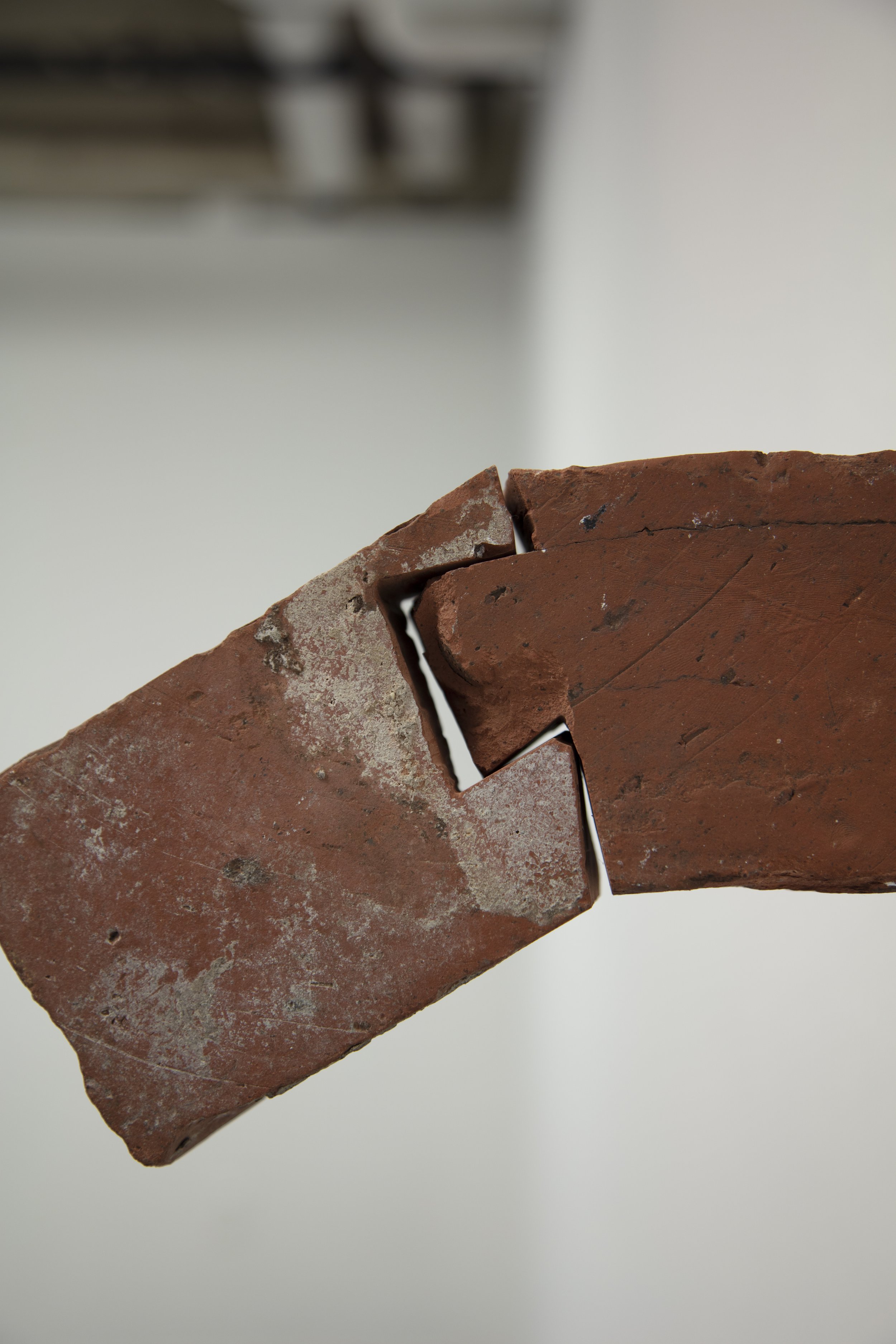 Carrow_Untitles_Side_Detail1.jpg
