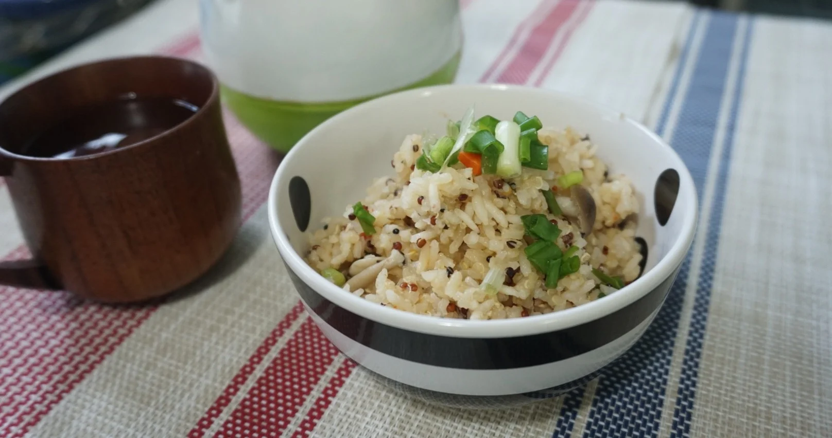 vegan-recipe-quinoa-fried-rice.jpg