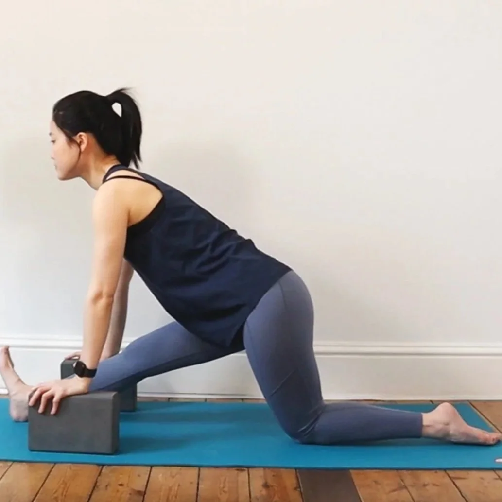 Half Splits Ardha Hanumānāsana for beginner CloudC Yoga