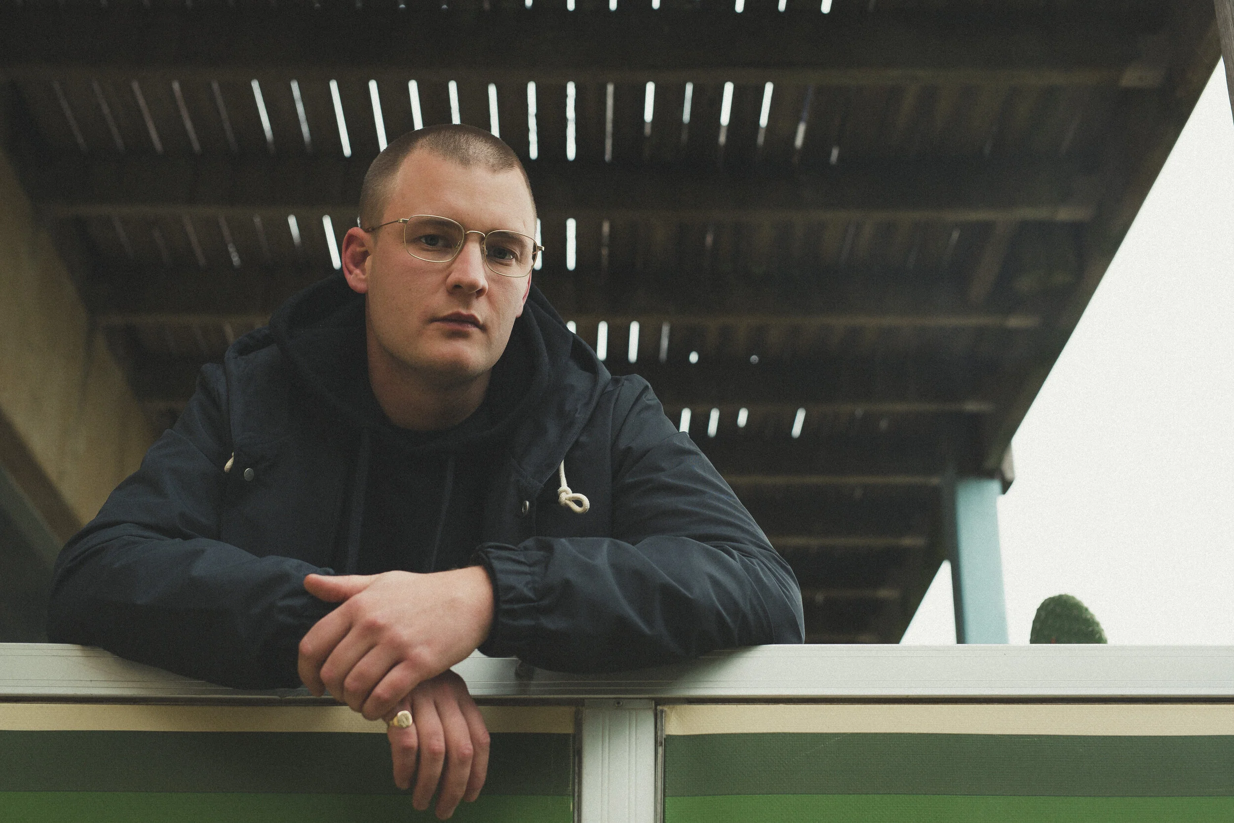 Knoe Press Shot 3.jpg
