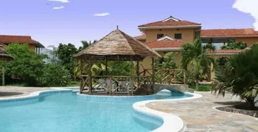 island-house-pool.jpg