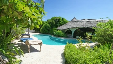 Kikapu-Pool.jpg