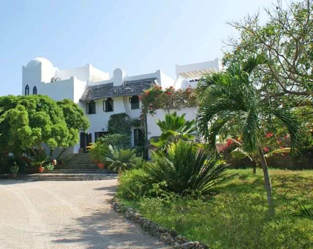 Amani-house2.jpg