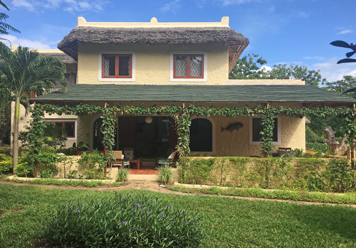 BAK-house2.jpg