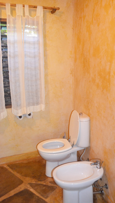 Cottage-Bathroom-1a.jpg
