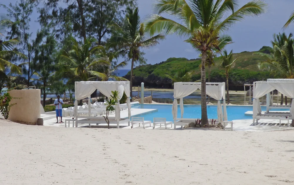 NVFT01-beachpool.jpg