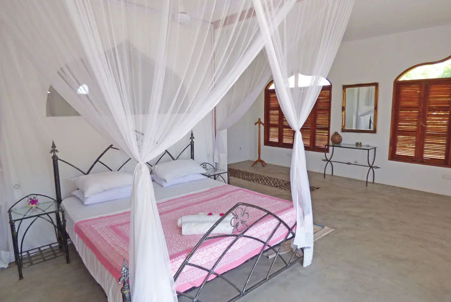 Back-house-bed3.jpg