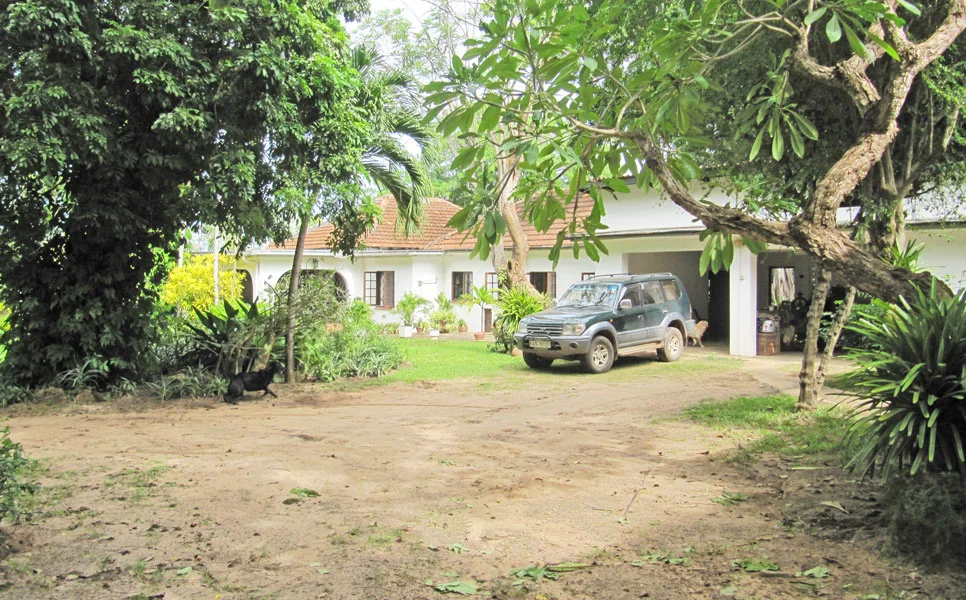 Mtwapa-mainhouse-garage.jpg