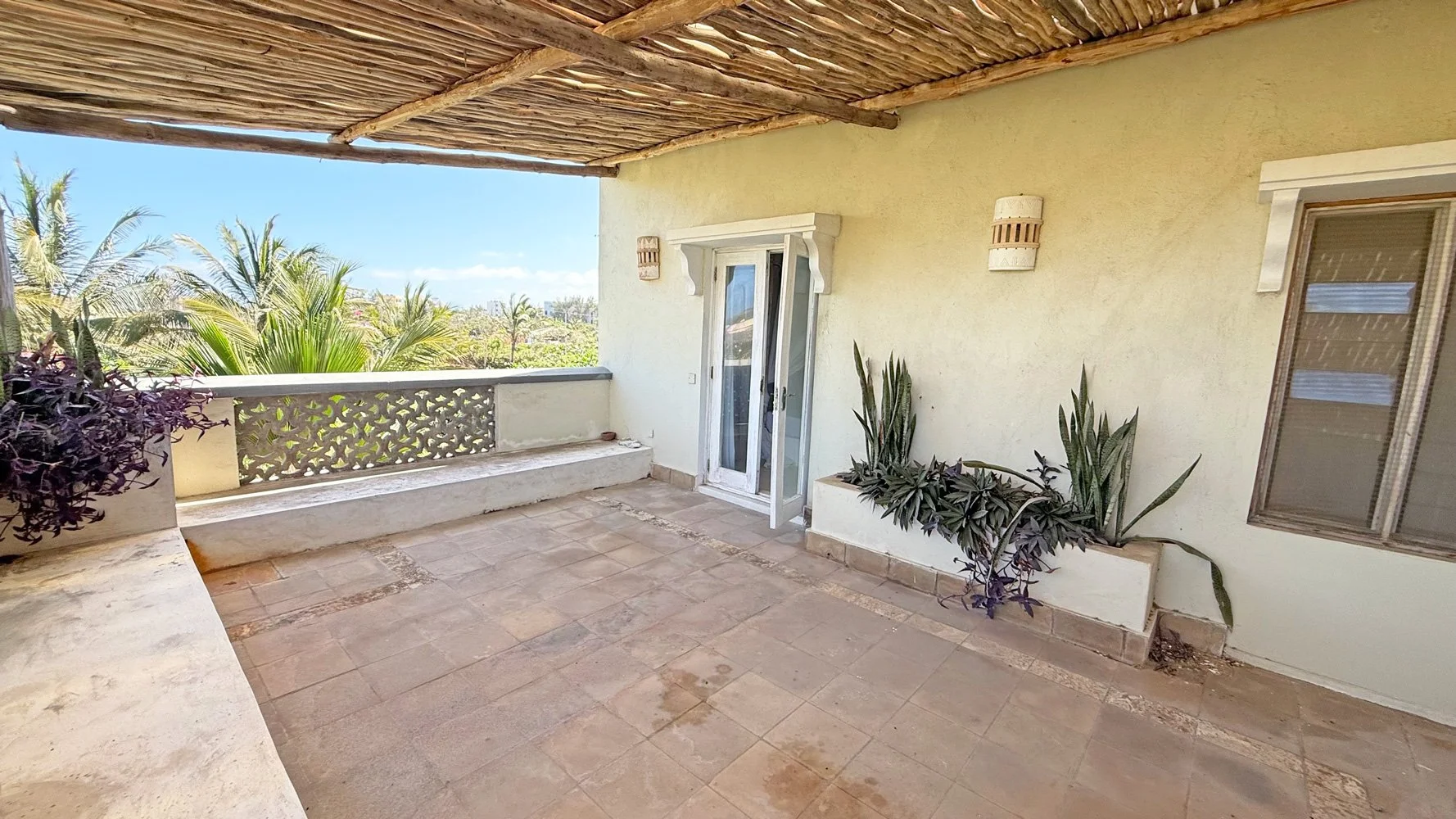 BPRV03-upper-terrace.jpg