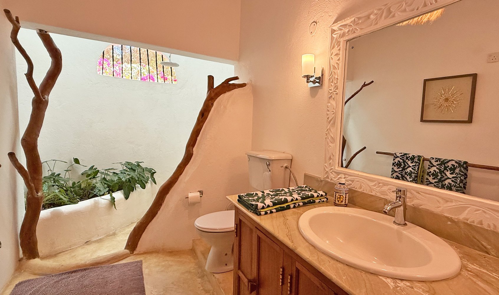 Kas-cottage-bath2.jpg