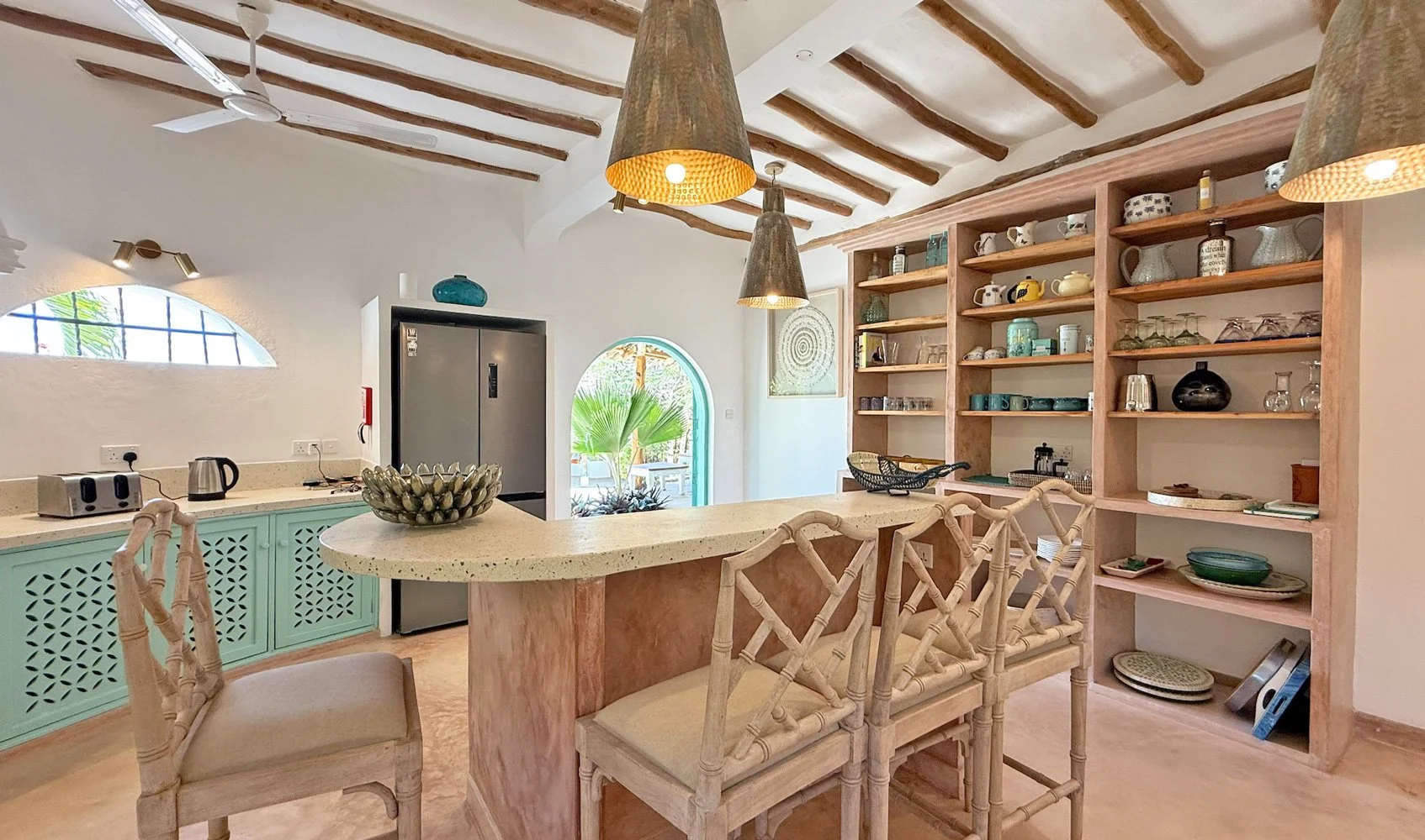 Kas-kitchen2.jpg