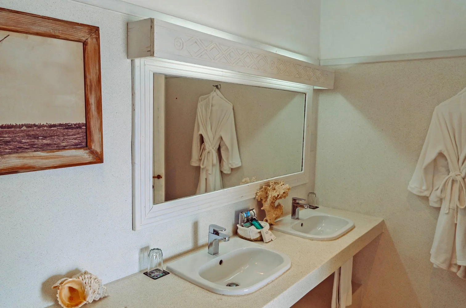 OR-bathroom1.jpg
