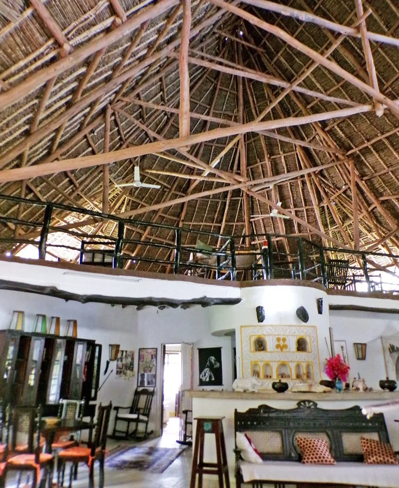 MH04-up-to-roof.jpg