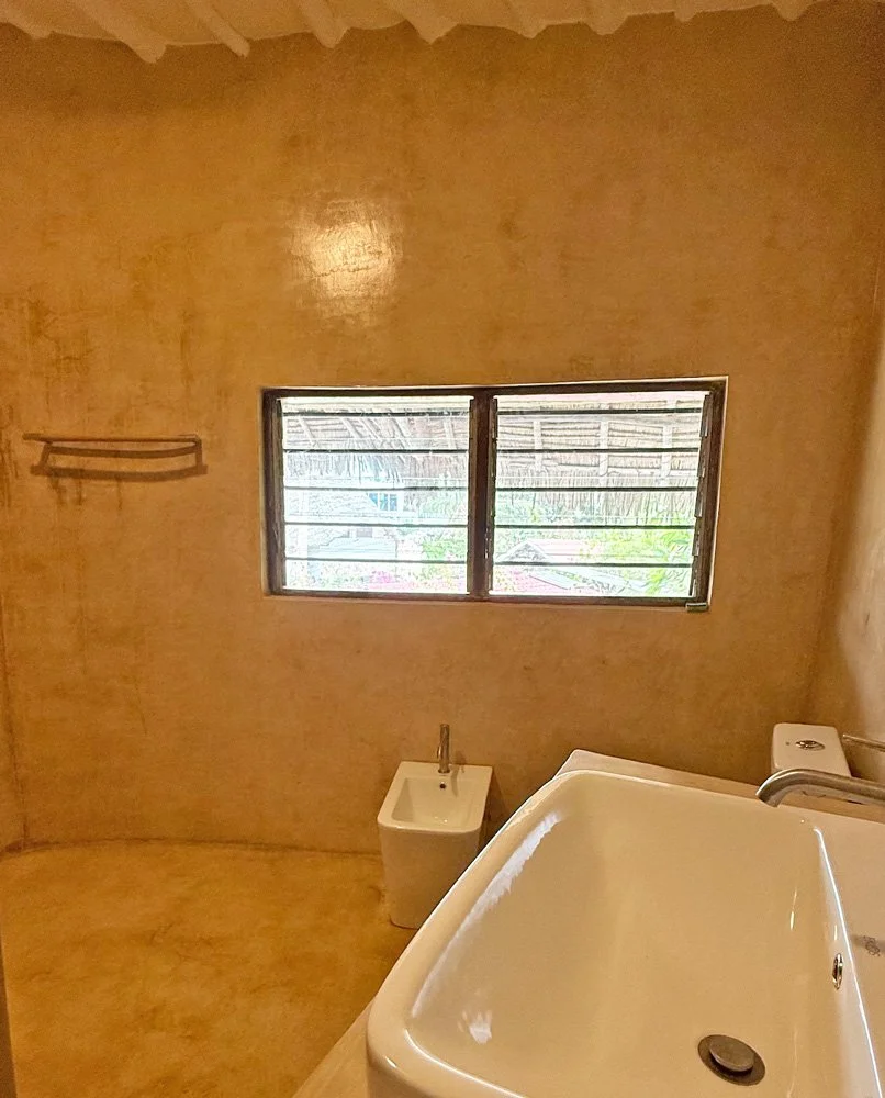 VRH03-bath2.jpg
