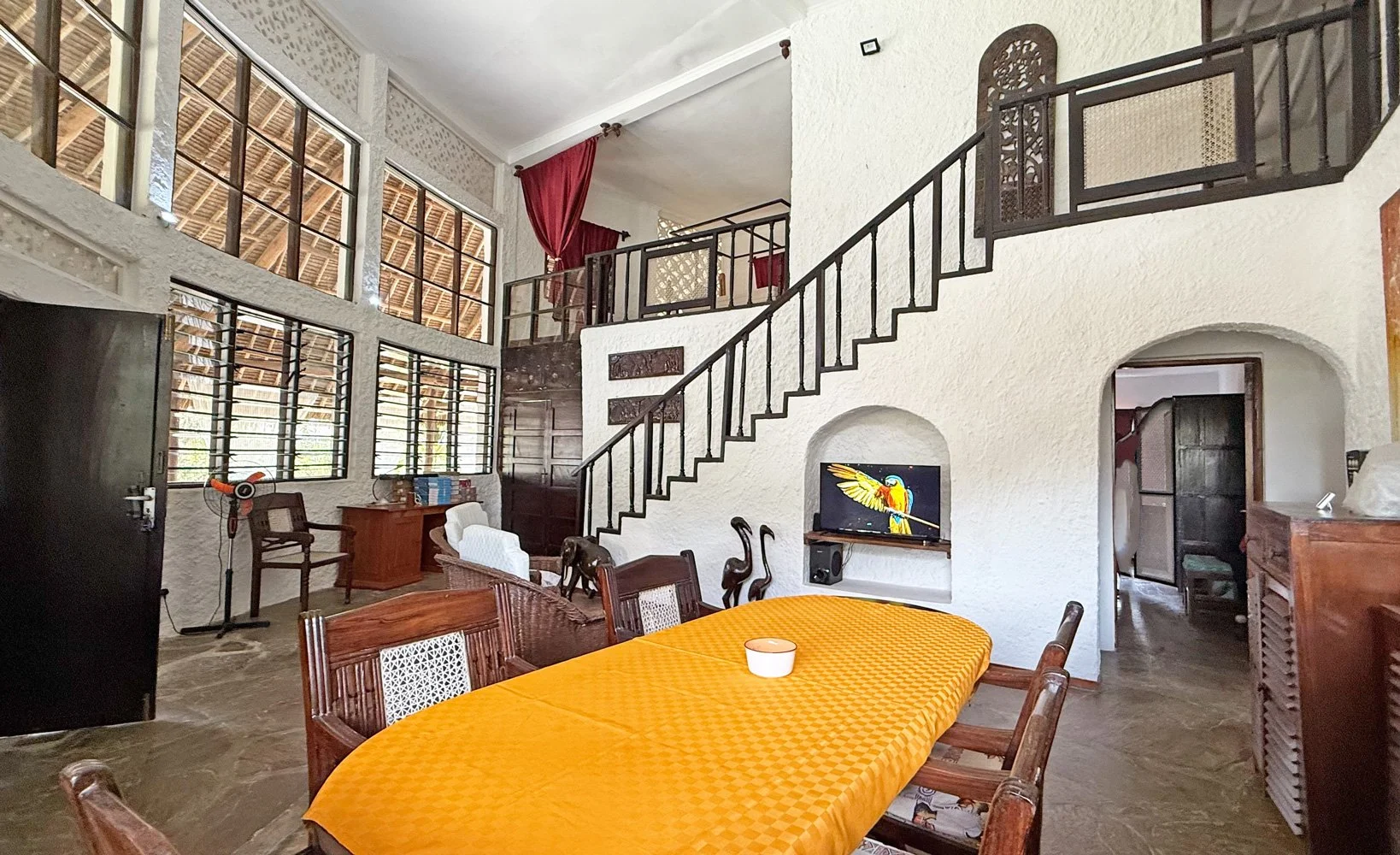 VRH03-living-to-stairs.jpg