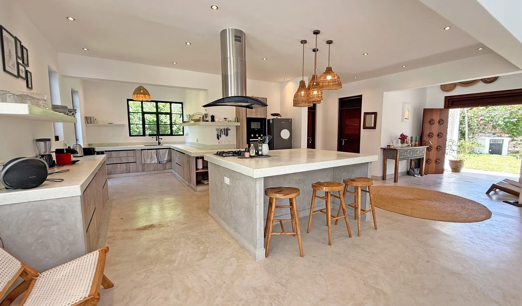 MFDJ04-kitchen.jpg
