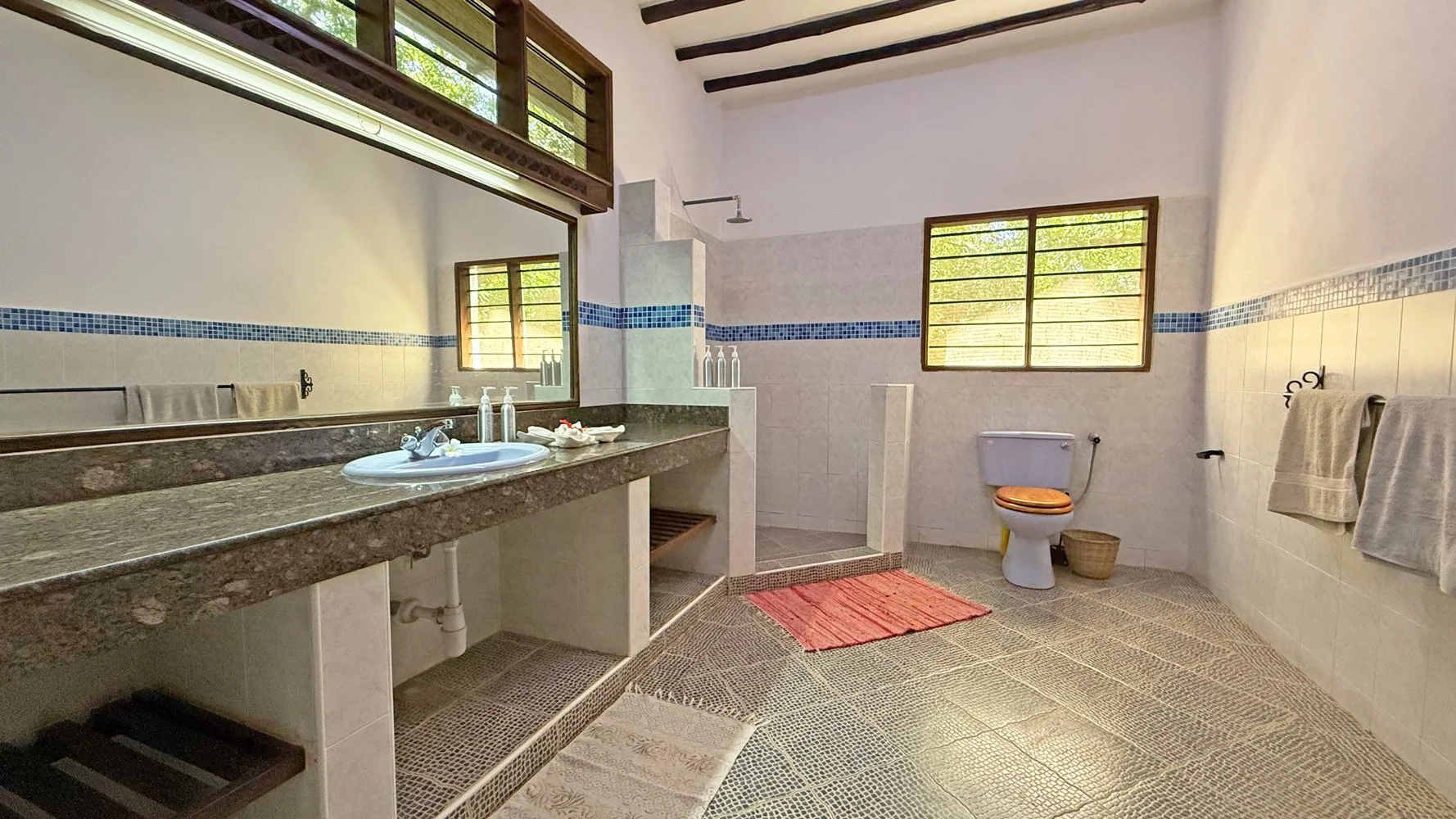 WH-bath1.jpg