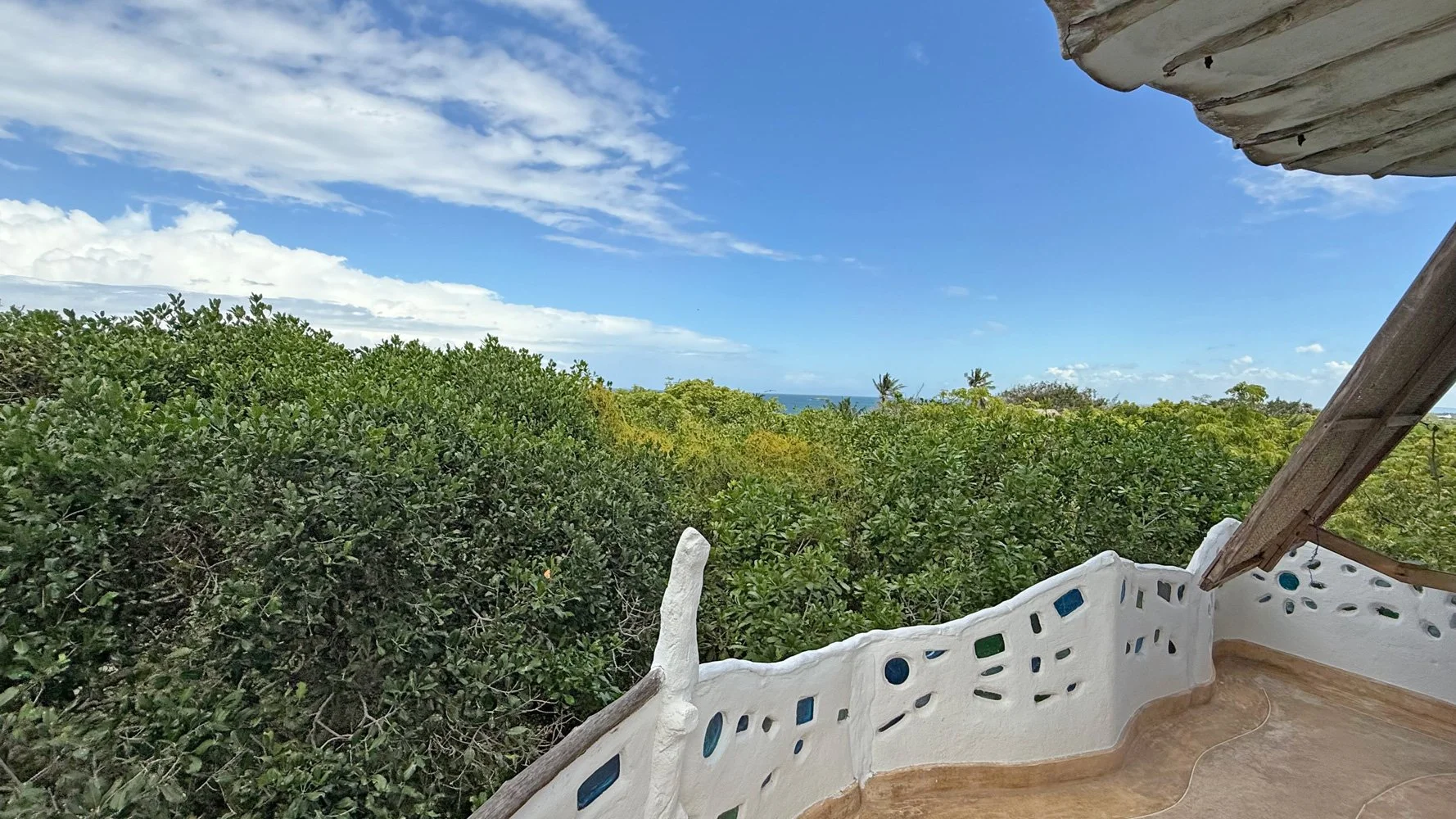 CR-tower-1st-view.jpg