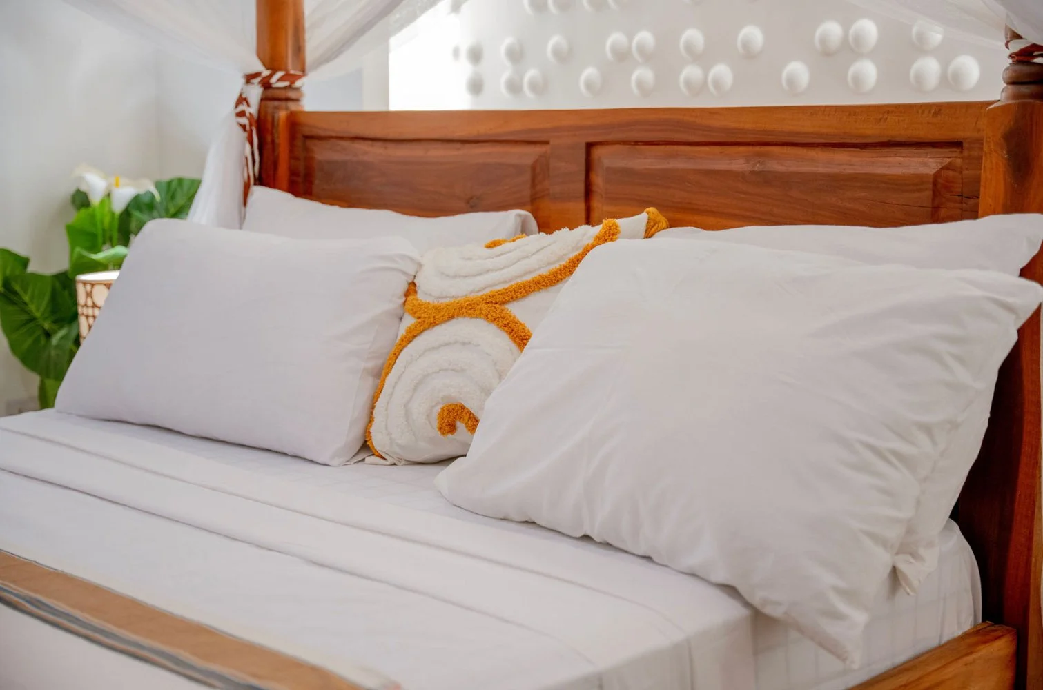 DH-cottage-pillow.jpg
