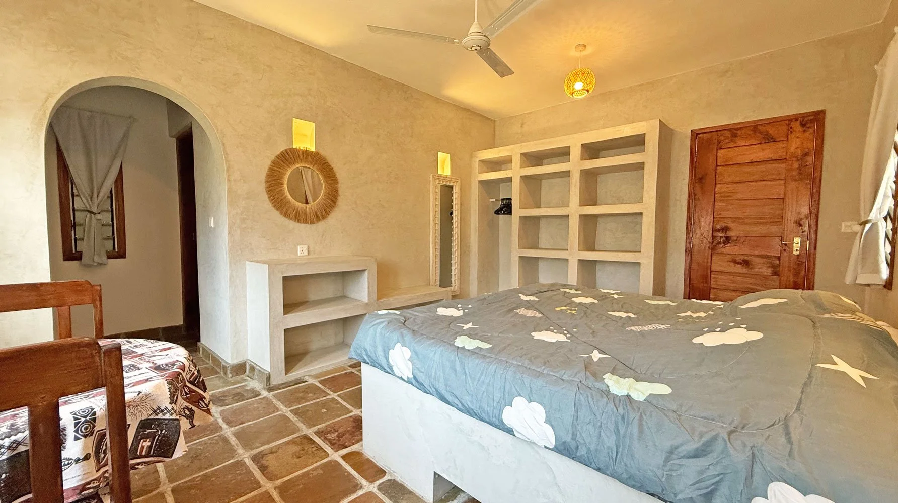 VBP04-cott-bed2b.jpg