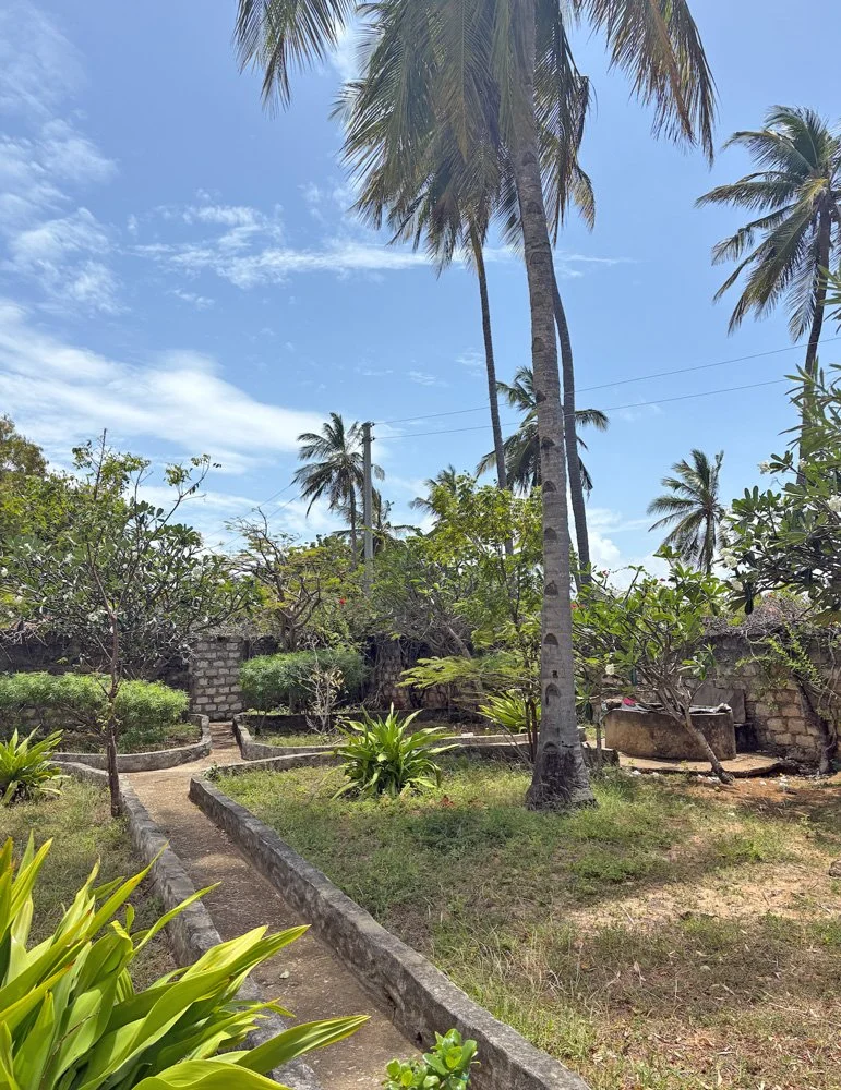 PL05-garden5.jpg