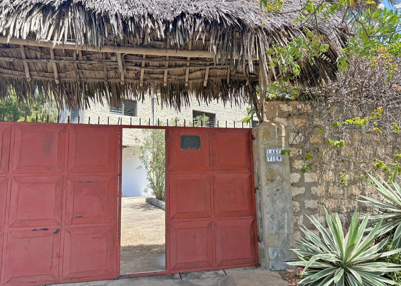 PL05-gate.jpg