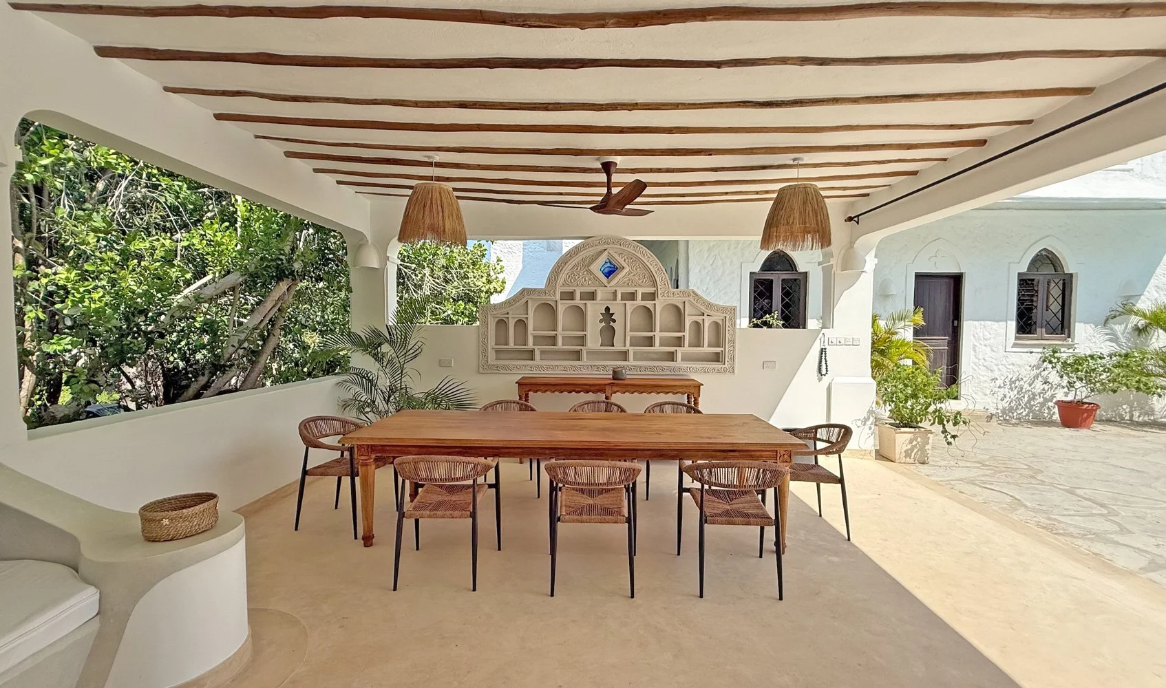 Buru-dining-poolhouse.jpg
