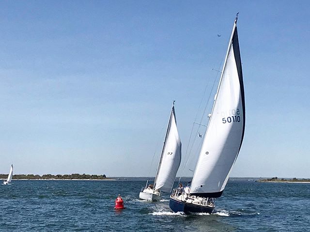 The race to Atlantique is today, the finish is a bit different this year leaving buoy 12 to starboard, check the racing website for full sailing instructions #sbccracing #sbccsail#southbaycruisingclub #greatsouthbay #sailgreatsouthbay #longislandsail