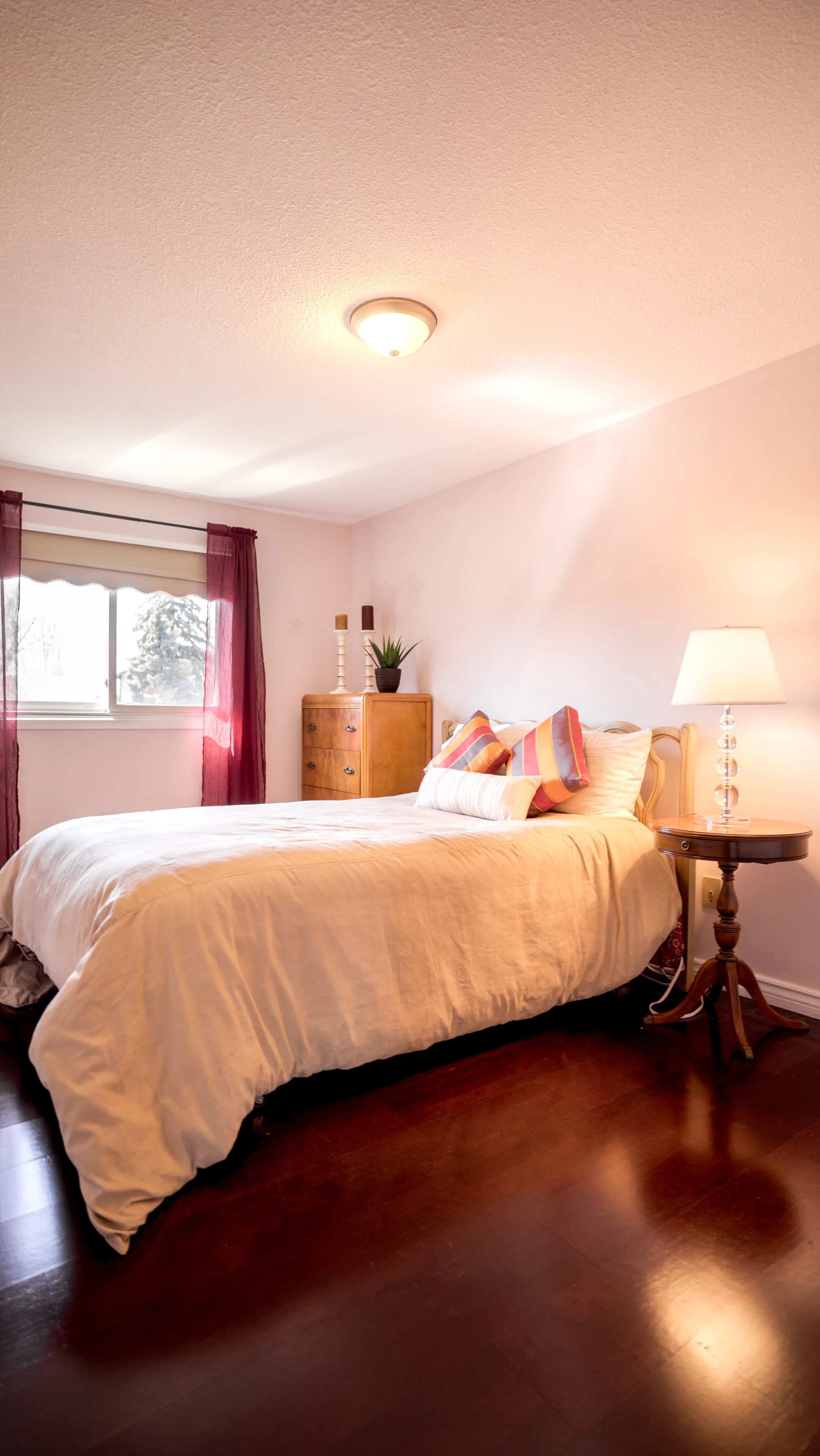 #13 - 2nd Bedroom - Fundy-36.jpg