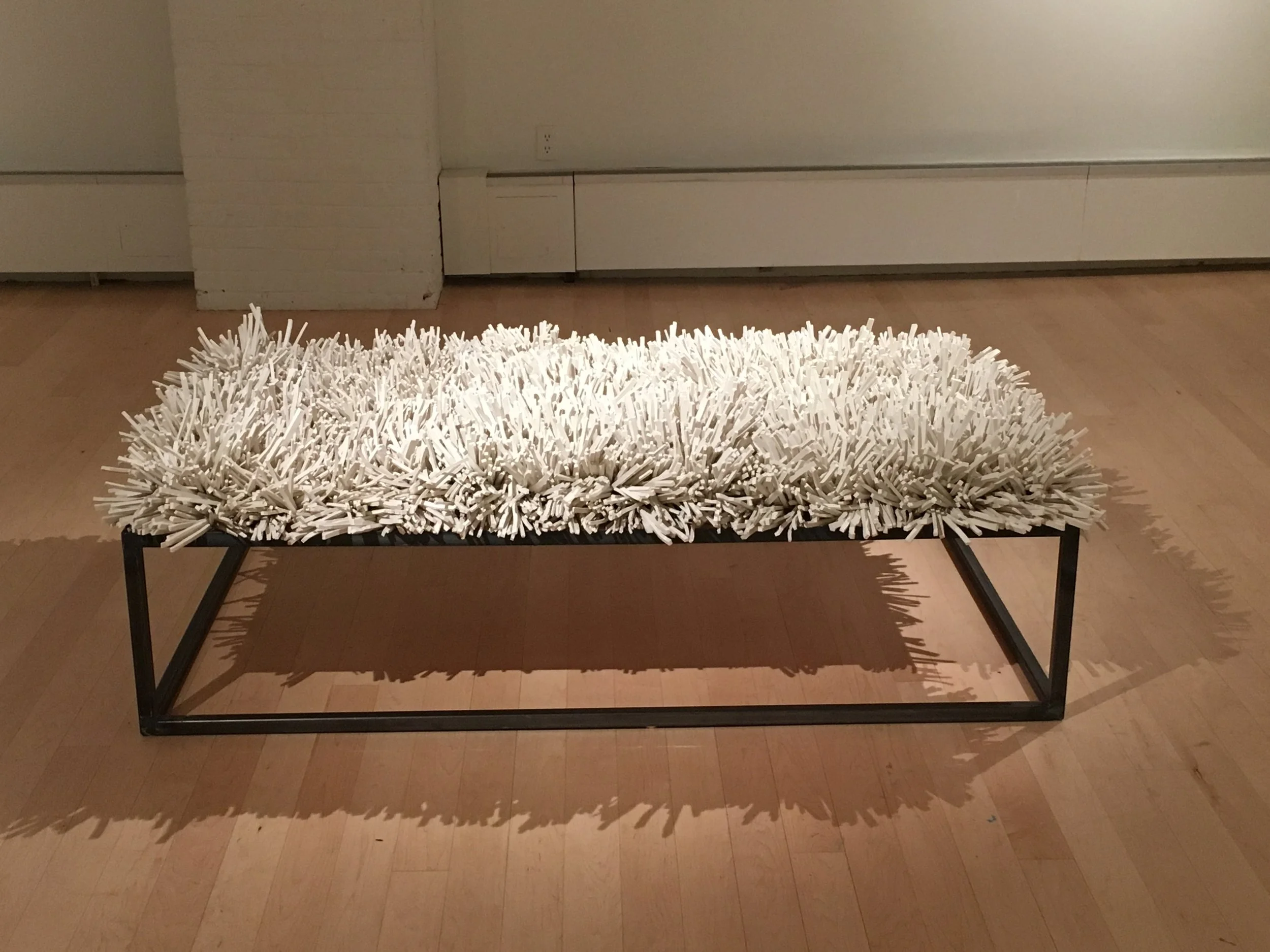   Nestlng Platform  ,  porcelain &amp; steel 