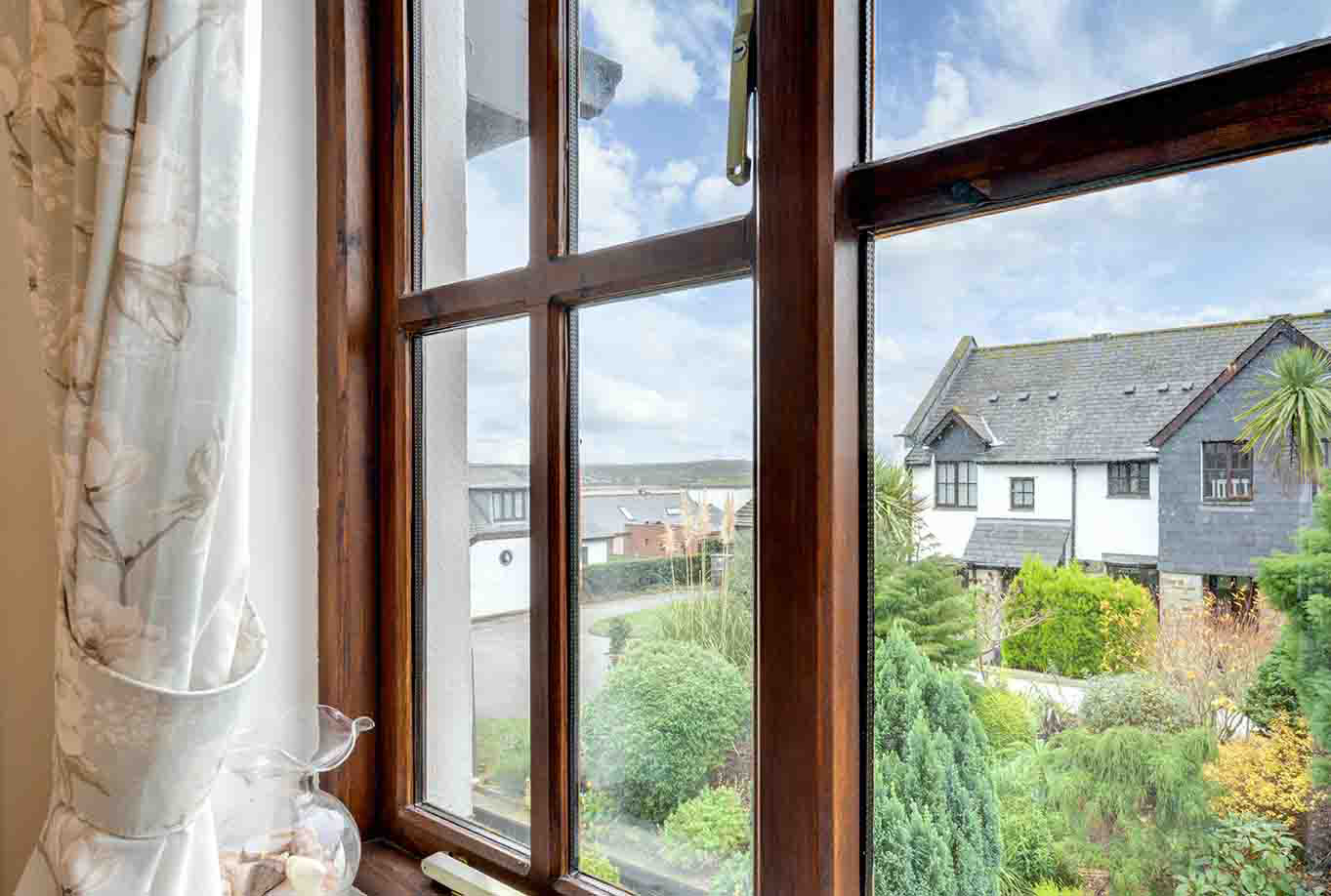 Ship Shape cosy holiday cottage in seaside harbour of Padstow window view.jpg