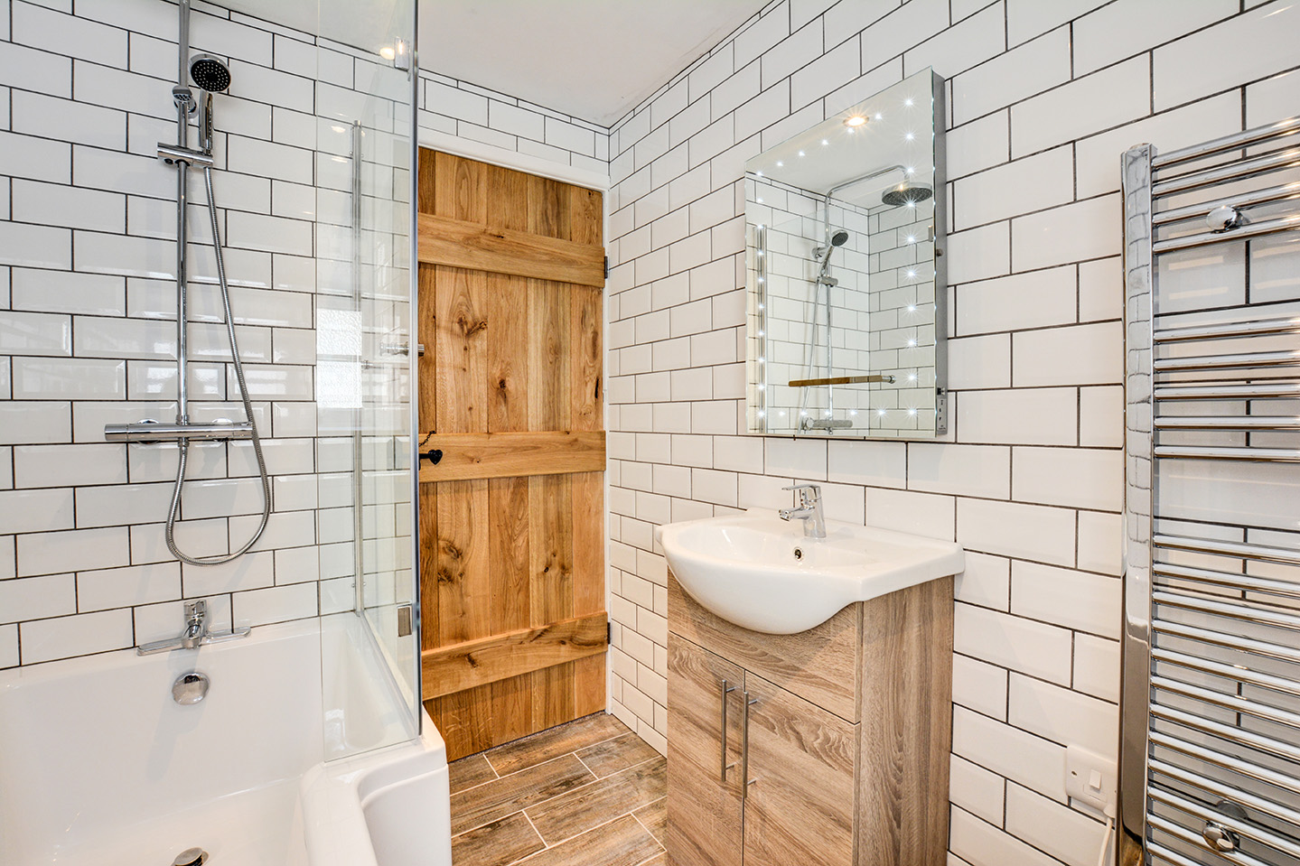 The bathroom at Jingles luxury self catering holiday cottage at Penrose Burden in North Cornwall near Bodmin Moor01.jpg