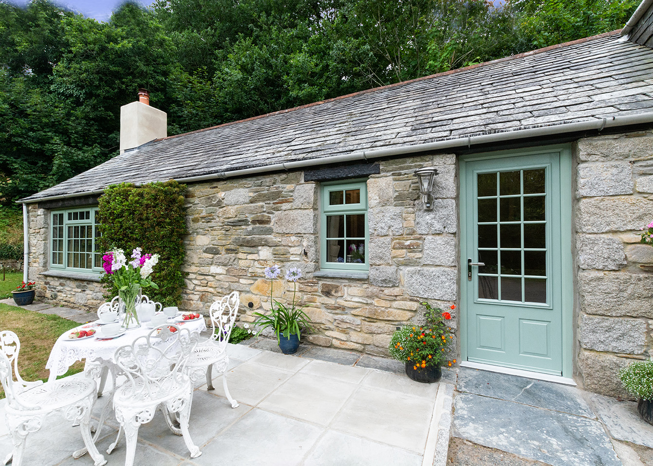 The exterior of Troutstream luxury self catering converted barn holiday cottage at Penrose Burden in North Cornwall 03.jpg