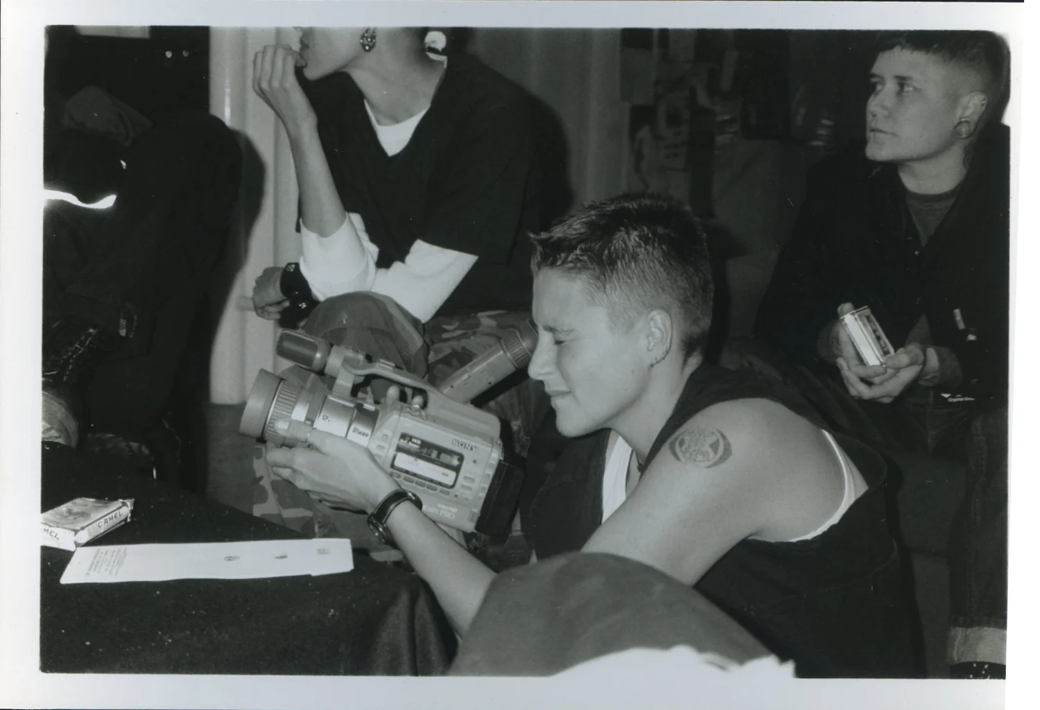 Catherine Gund shooting Hallelujah! Ron Athey: A Story of Deliverance . 