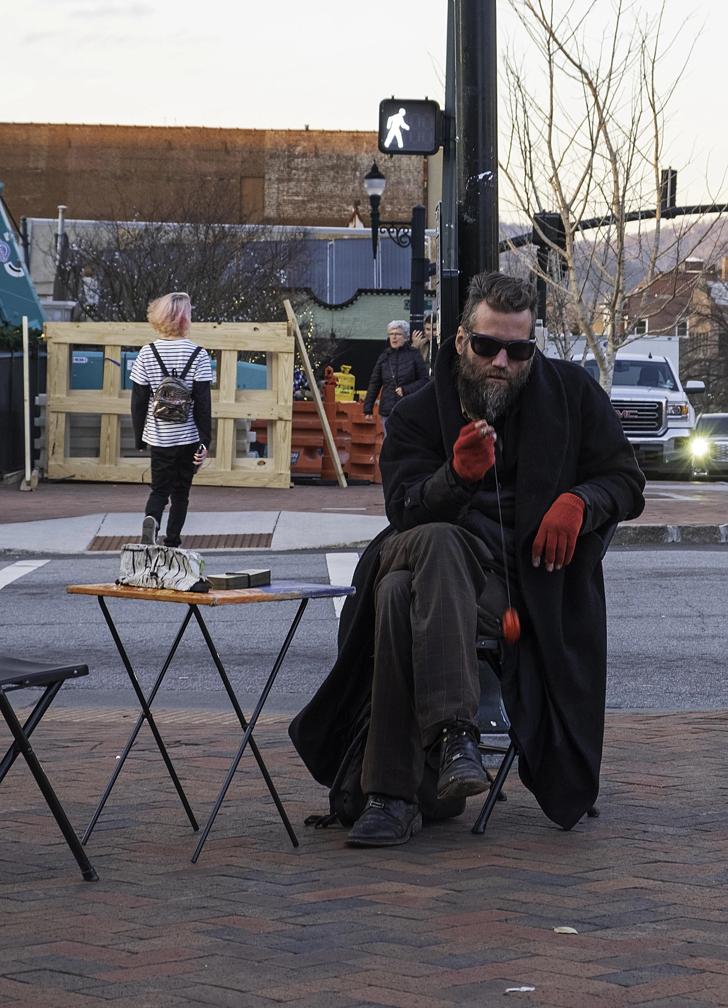 Tarrot&Yoyo-474620191207 copy.jpg