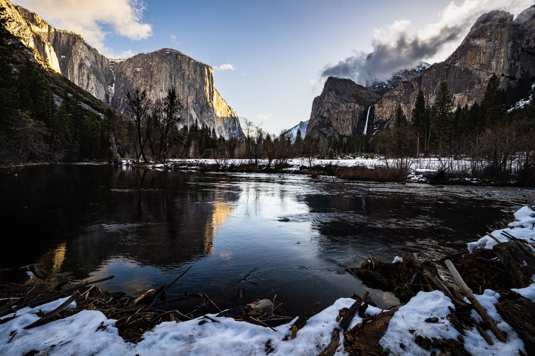 This Photographer Swam In Yosemite's Freezing Cold Merced River Just To Get A Photograph