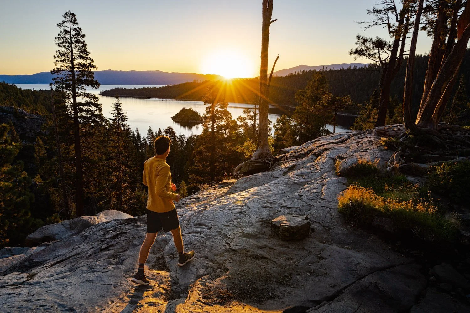 What's The Difference: Day Hike vs. Backpacking vs. Trekking