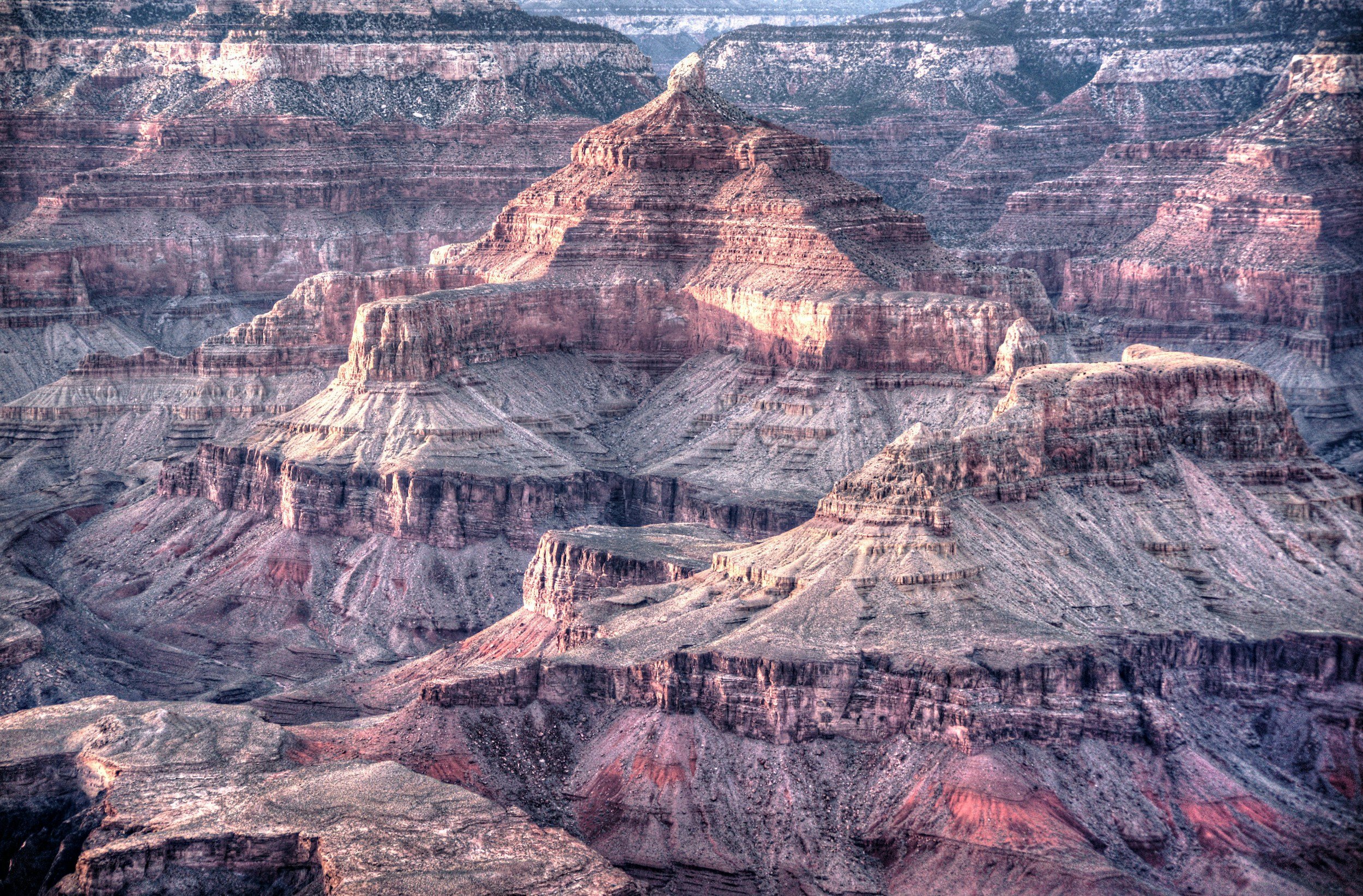 Grand Canyon National Park Generates $1 Billion in Economic Benefits for Local Communities in 2023