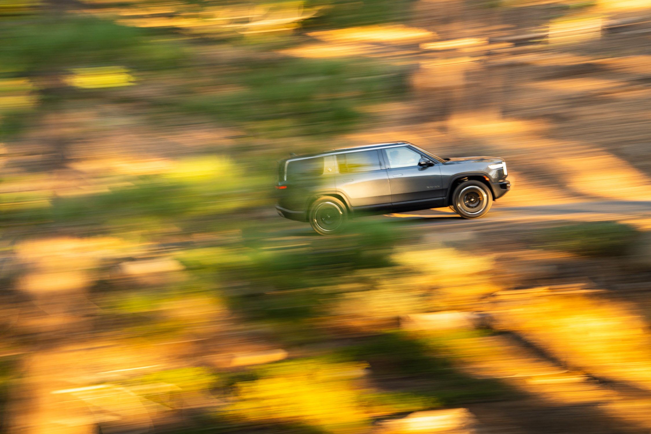 EV road trip around Northern California in search of fall colors for Rivian and AllTrails collaboration.