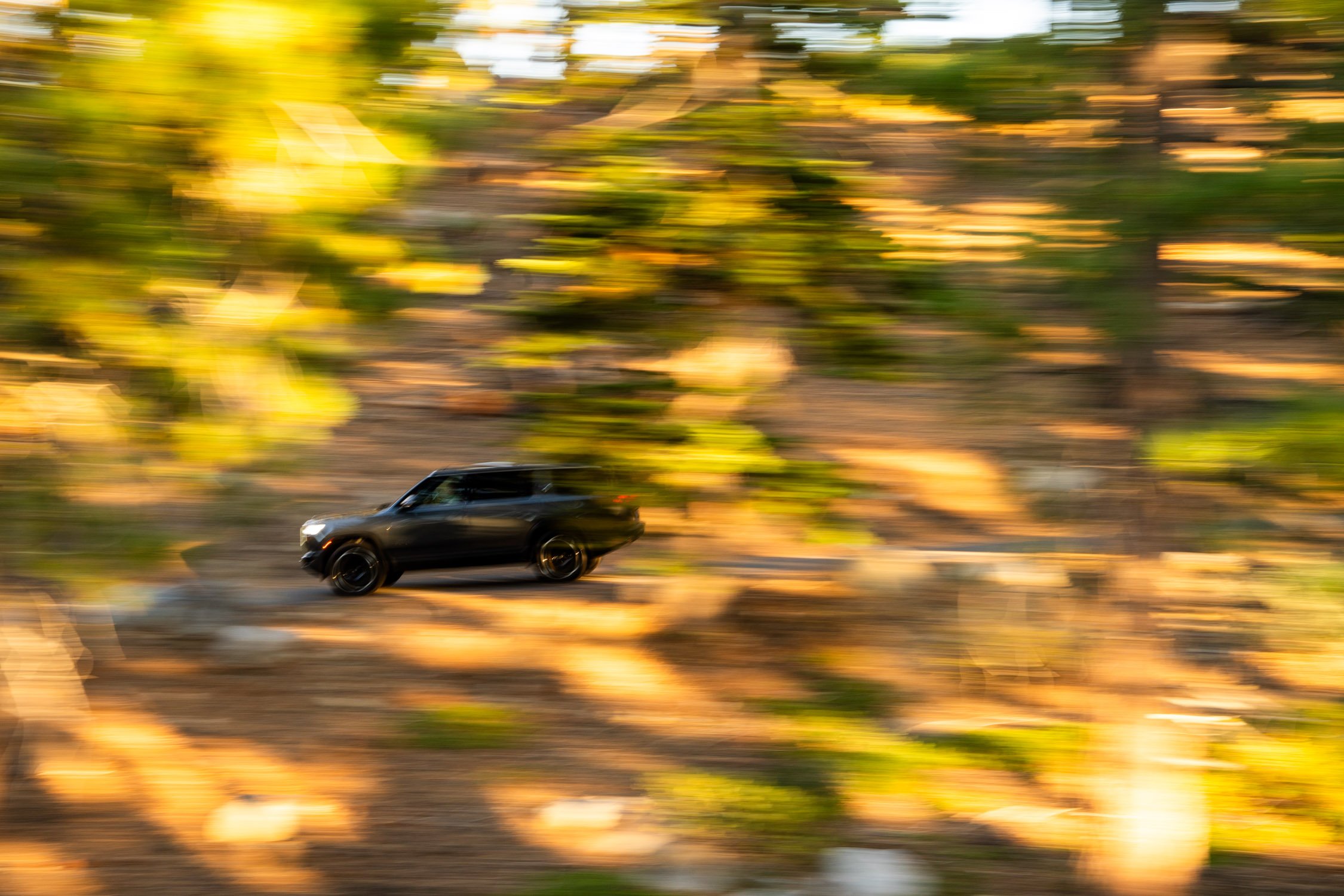 EV road trip around Northern California in search of fall colors for Rivian and AllTrails collaboration.