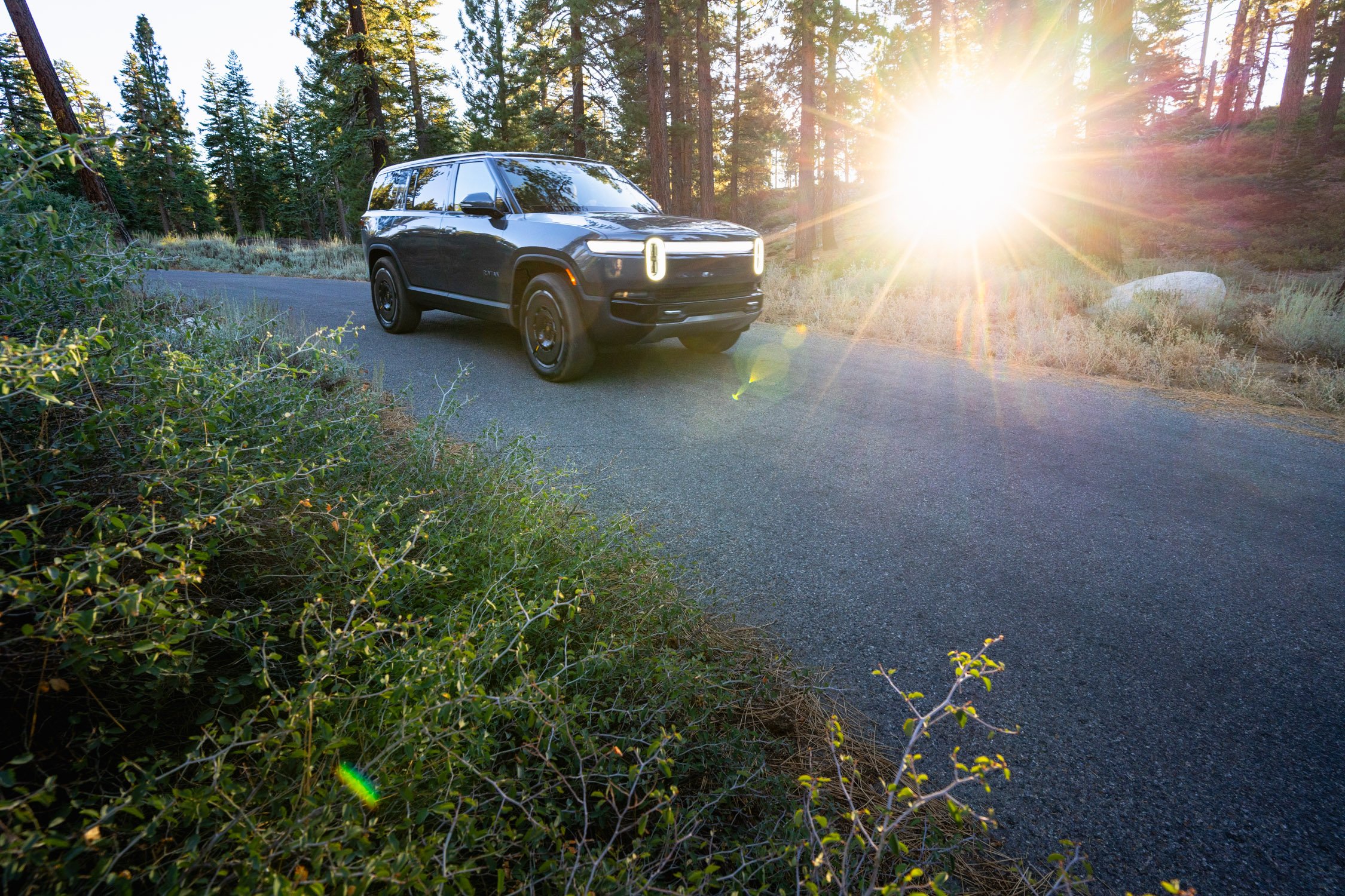 EV road trip around Northern California in search of fall colors for Rivian and AllTrails collaboration.