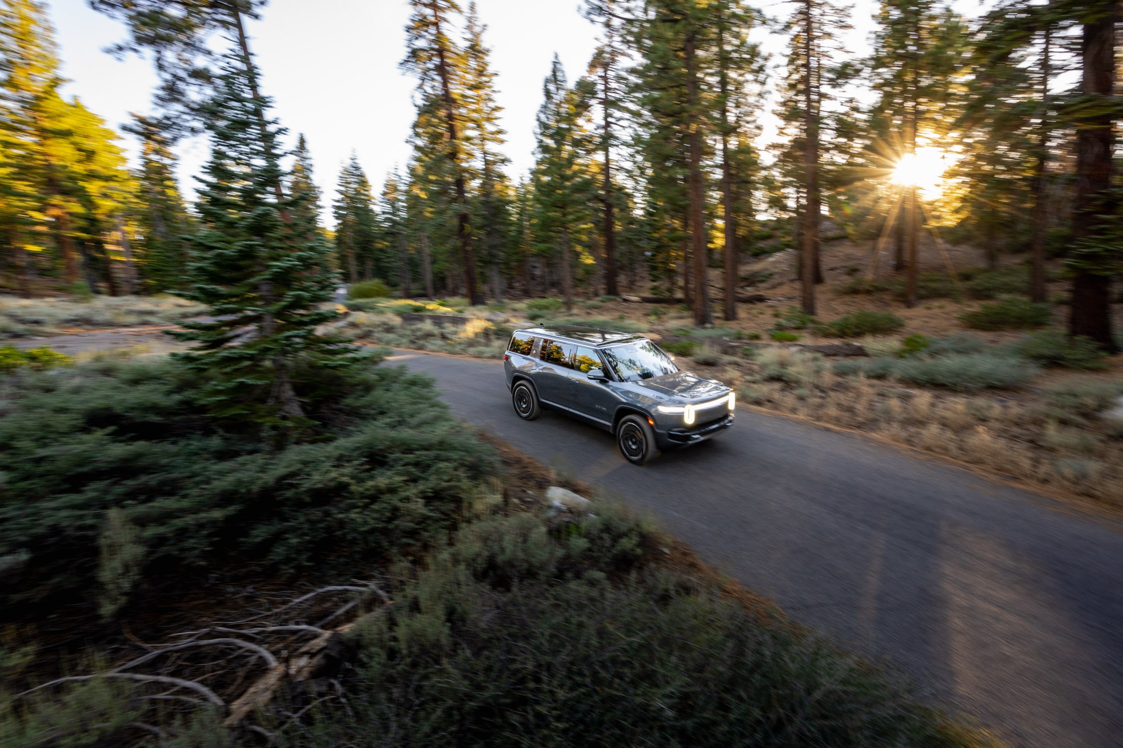 EV road trip around Northern California in search of fall colors for Rivian and AllTrails collaboration.